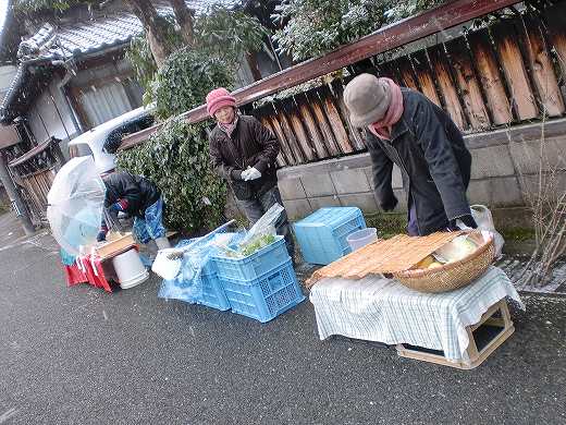 日田市隈の朝市 出初式　定員さん