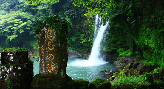 Jion-no-Taki Waterfall